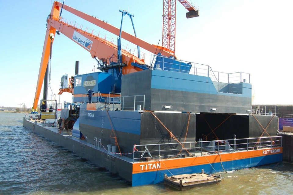 titan 6fcf9d72